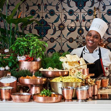 ホテル ザ オイスター ボックス Umhlanga Rocks エクステリア 写真 Indian cuisine